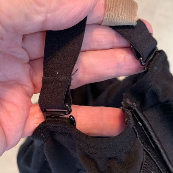 Size XL Nursing bra. 93% cotton and 7% spandex. Razorback or regular - Picture 7 of 7